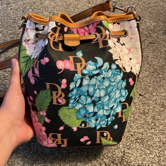 BRAND NEW, Dooney & Burke Drawstring Purse - Picture 4 of 6